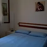 Rea Hotel 3*