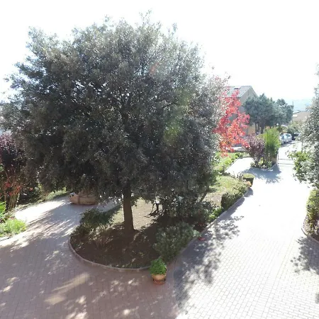 Rea Hotel 3*
